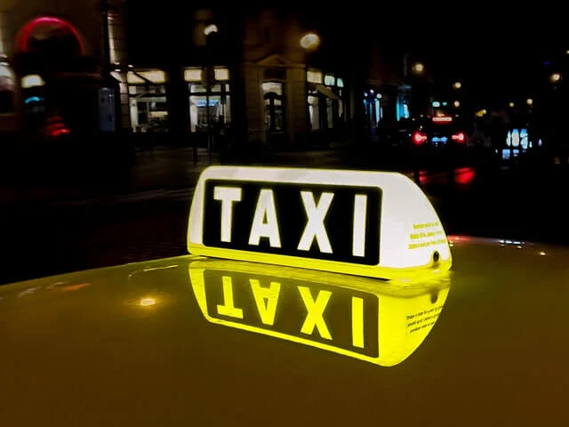Taksiyhtiön liiketoiminta